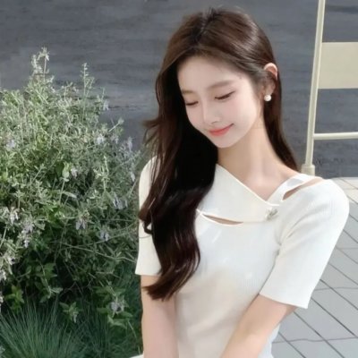 龙纹身的女鬼入镜